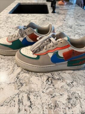 Nike Low-Top Sneakers in White, Blue, Teal & Orange